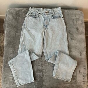 Vintage Levis 550 Orange Tab Light Wash Student Relaxed Fit Jeans in size 29x30